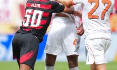 包含拜仁慕尼黑着眼晋级，欧冠赛况于今敲警钟的词条