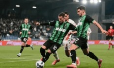 关于博洛尼亚遭遇连败，保级形势严峻的信息