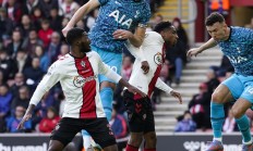 南安普顿客场失利，近期表现不佳