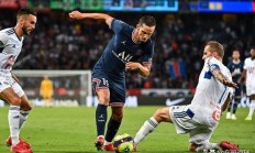 实时战况：重庆斯威奋力一搏，全力进攻的简单介绍