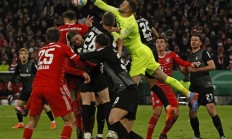 弗赖堡队在比赛中展现出色拼搏精神的简单介绍