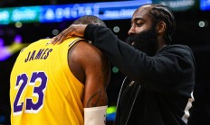 火箭惨败湖人，哈登砍下40分的简单介绍