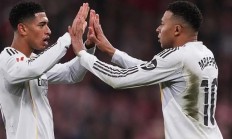 皇马在主场战胜对手，豪取三分