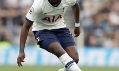 尼斯球员被法国控制中场选入