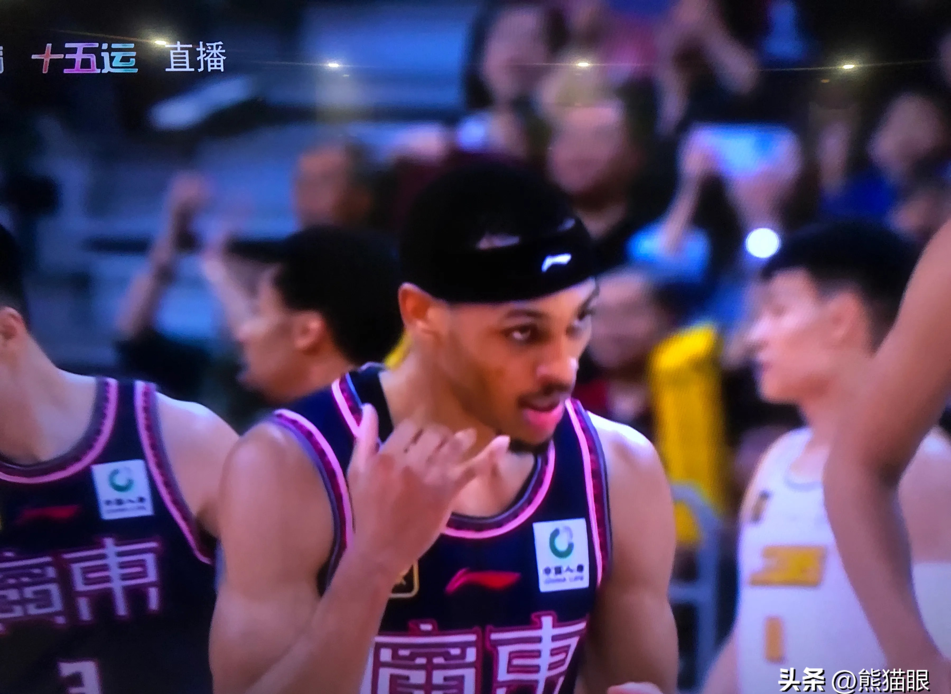 在广东队赛场上演全国篮球锦标赛，三杀，引发全场沸腾的简单介绍