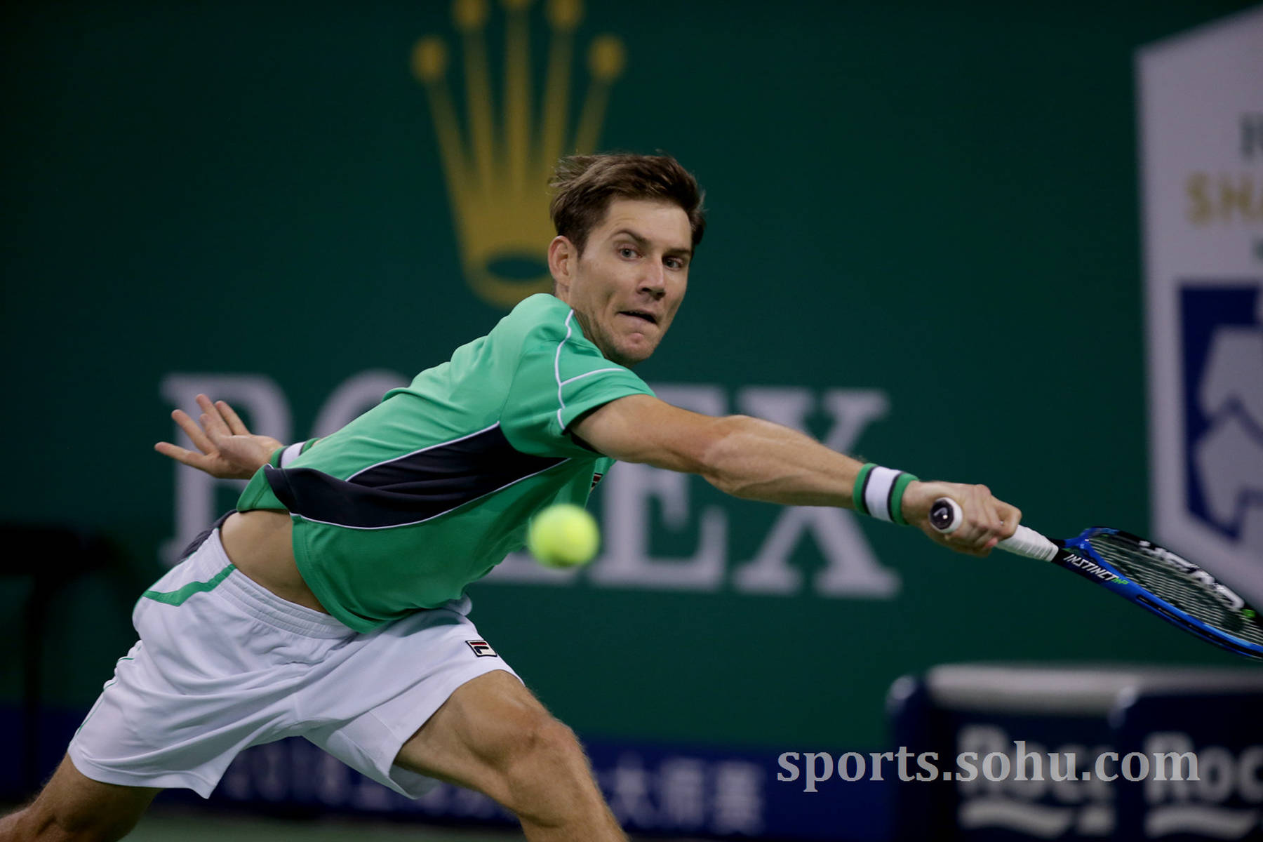 瓦勒伦加意外逆袭,成功晋级半决赛 瓦勒伦加意外逆袭,成功晋级半决赛