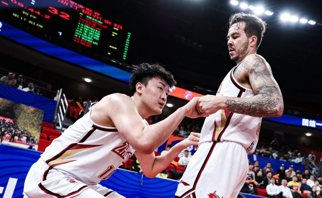 关于加拿大球员荣誉殿堂入选名单悬念重重的信息