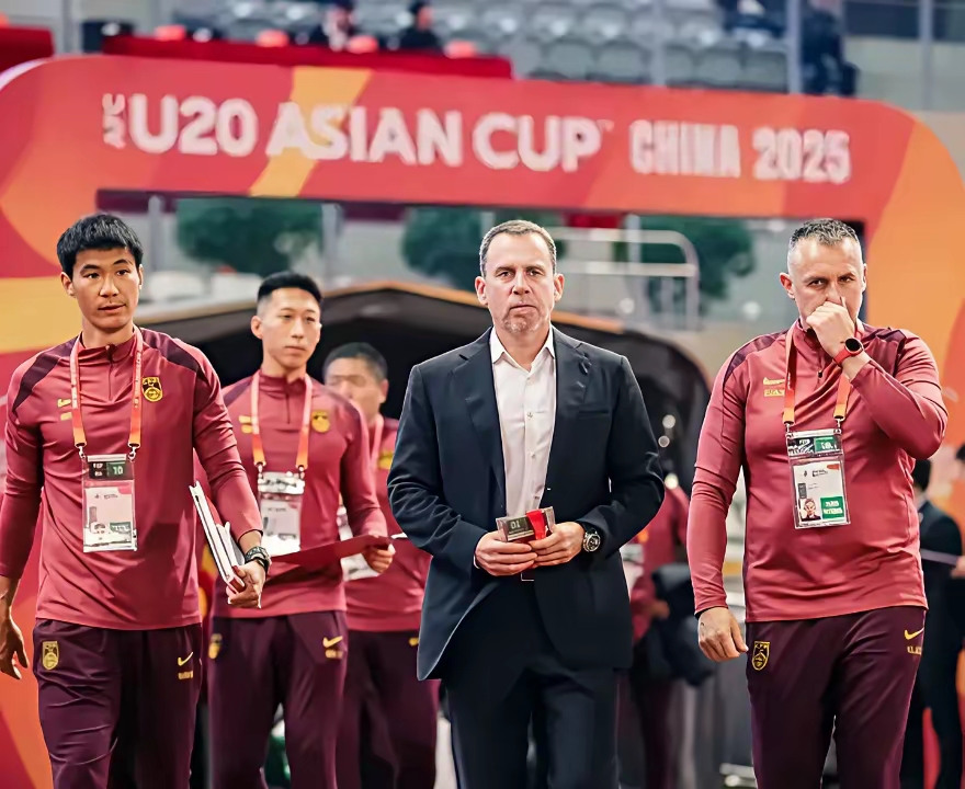 包含竞技强队，足球之路任重而道远的词条