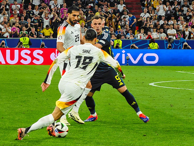 包含苏格兰队集体努力取得欧锦赛资格的词条 包含苏格兰队集体努力取得欧锦赛资格的词条