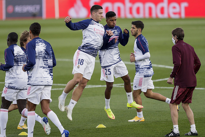 尼斯球员被法国控制中场选入