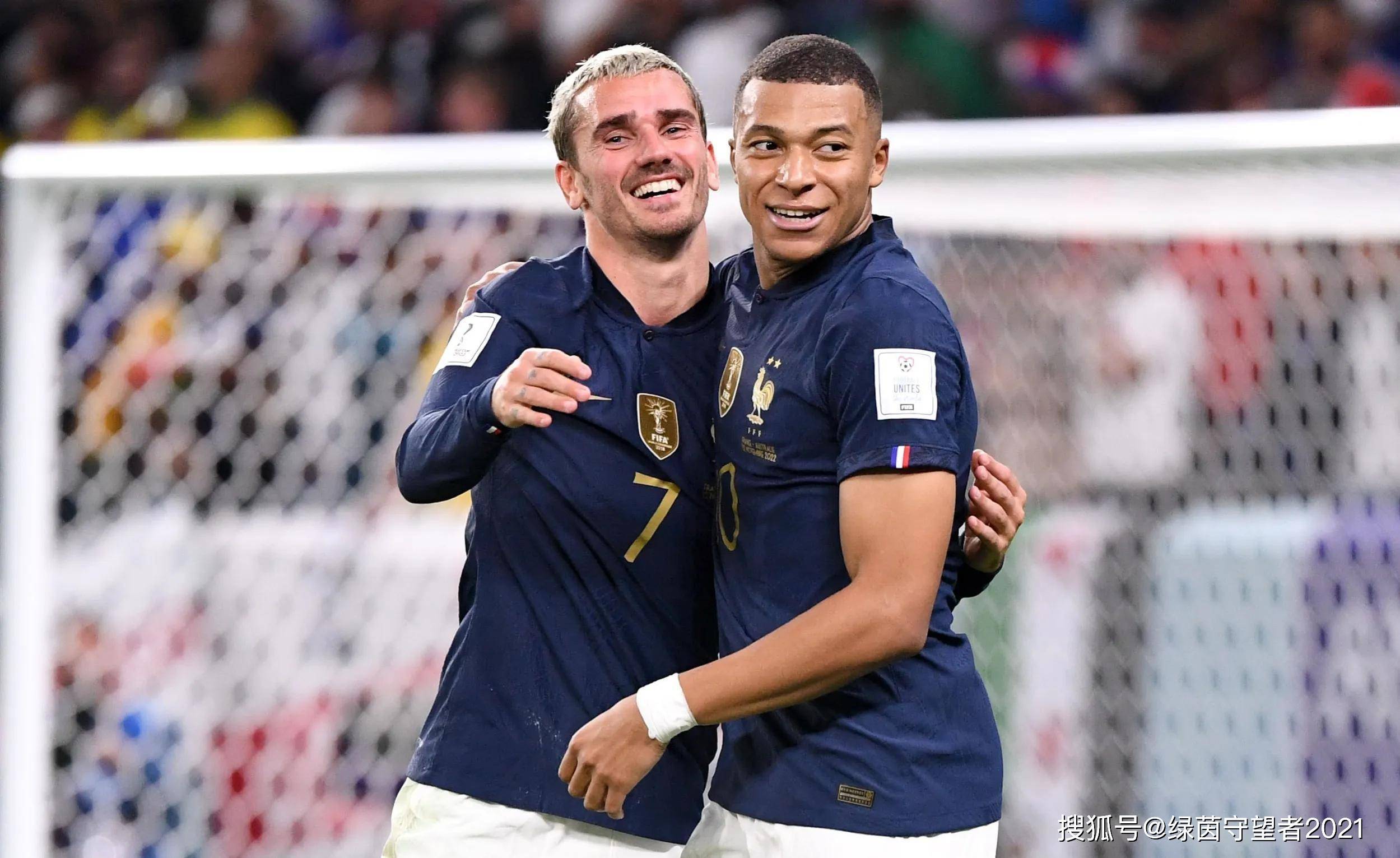 包含卡塔尔队将迎战法国队，看他们如何在比赛中斗志昂扬的词条