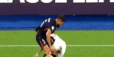 争议判罚引发热议，对亚冠赛事产生影响