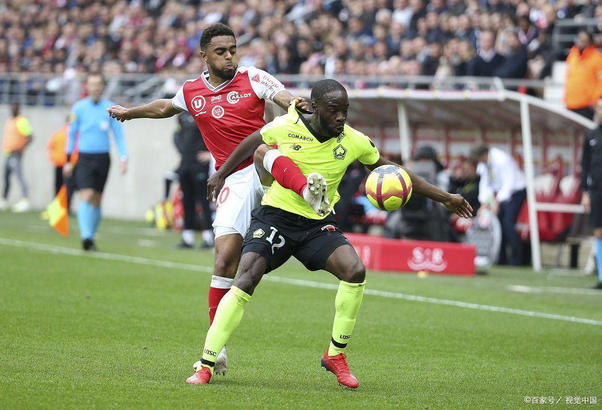 包含斯特拉斯堡主场战平兰斯，互有攻守的词条